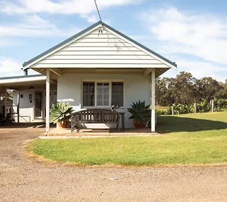 Audrey Wilkinson Vineyard Guest House Pokolbin Exterior photo