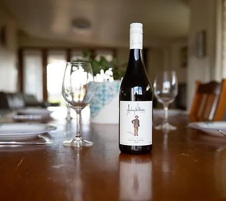 Audrey Wilkinson Vineyard Guest House Pokolbin Exterior photo