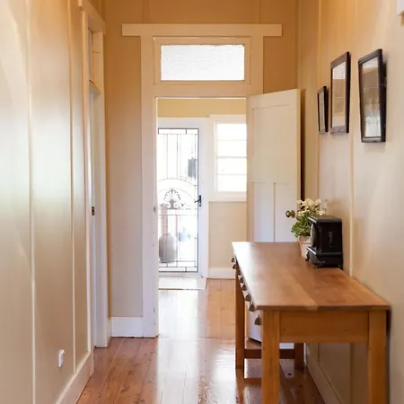 Audrey Wilkinson Vineyard Guest House Pokolbin Room photo